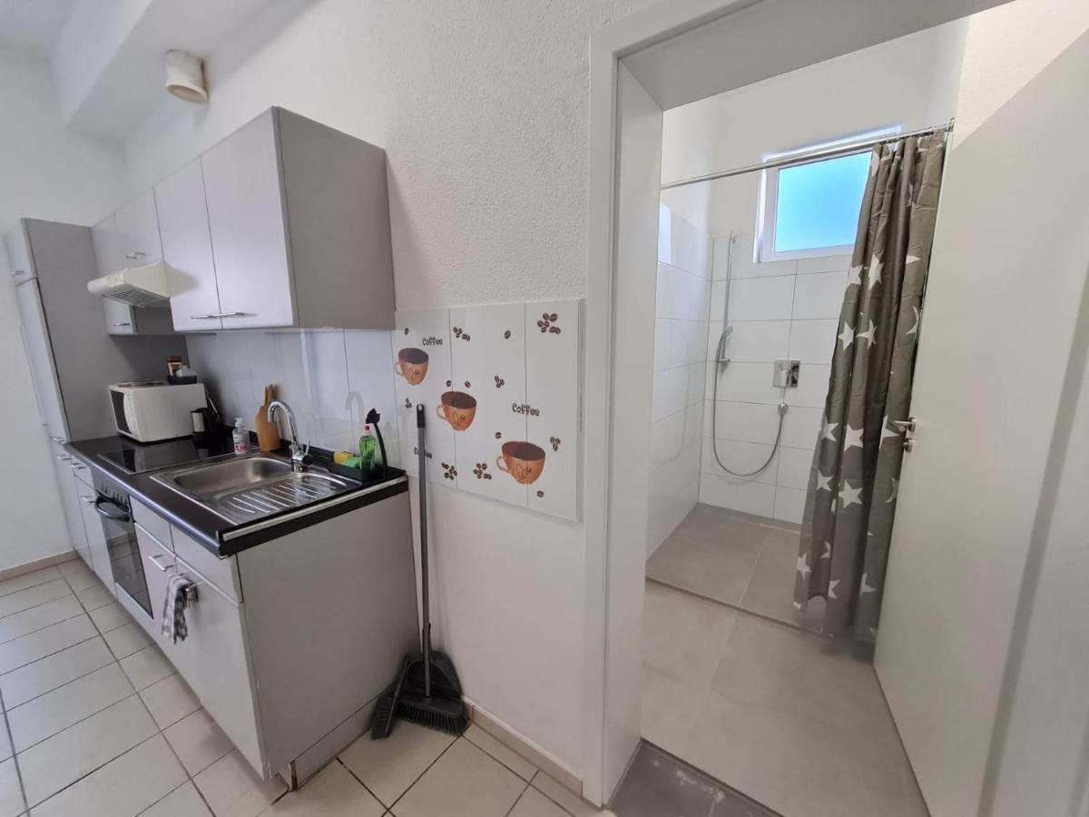 Pension Am Rathaus, 24H Check-In Mundelsheim Экстерьер фото
